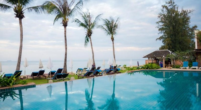 Urlaub im Lanta Casuarina Beach Resort - hier günstig online buchen