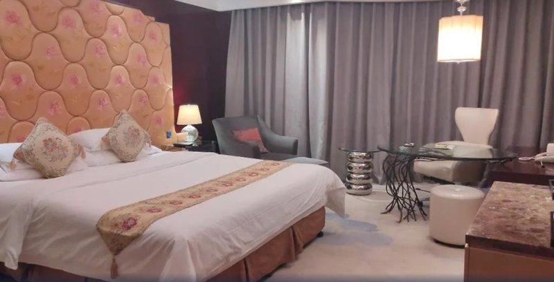 Urlaub im New Century Grand Hotel Ningbo - hier günstig online buchen