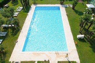 Urlaub im Residence Monica Riva Del Garda - hier günstig online buchen