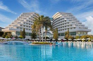 Urlaub im Miracle Resort Hotel - hier günstig online buchen